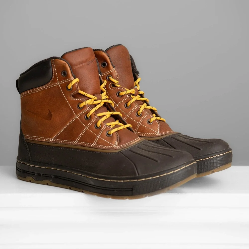 Nike ACG Woodside Men Sz 9 Duck Boots GorpCore Utility Rugged Hiking Winter Rain